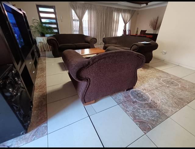 3 BEDROOM HOUSE FOR SALE IN SASOLBURG EXT 1